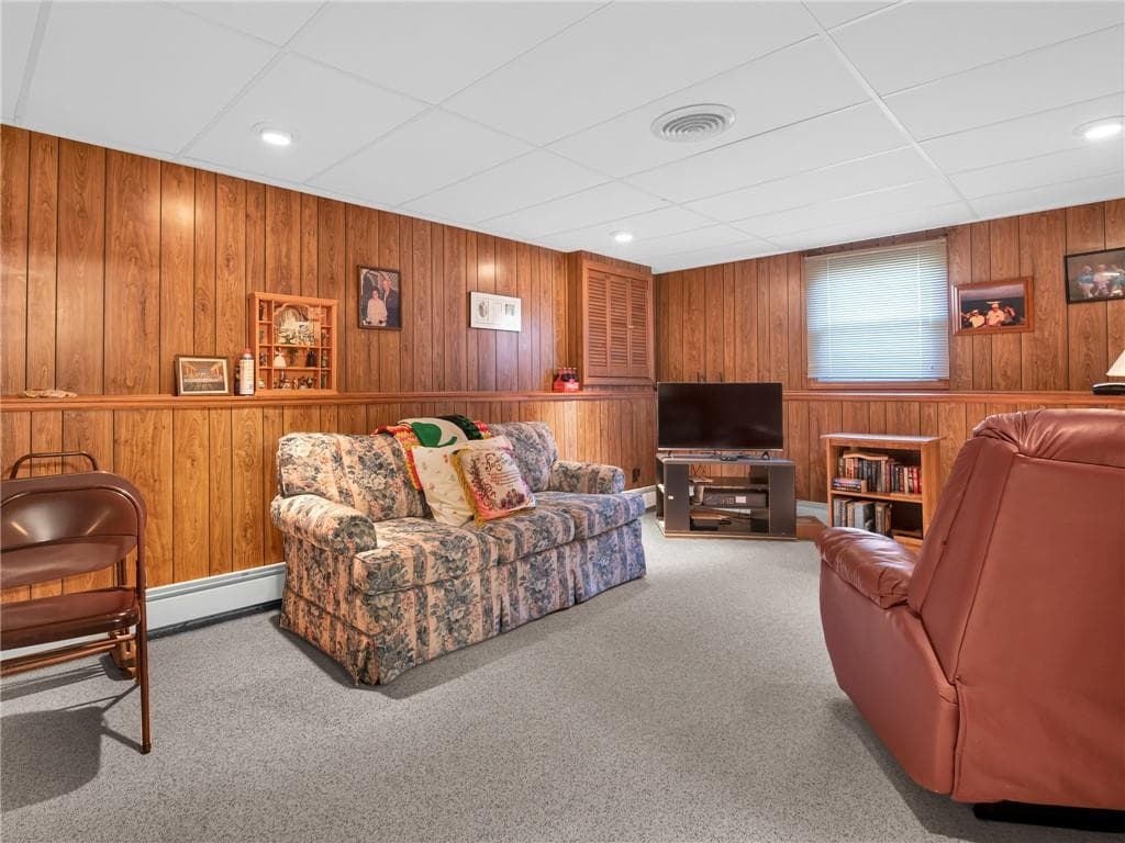 35 Sycamore Drive photo 18