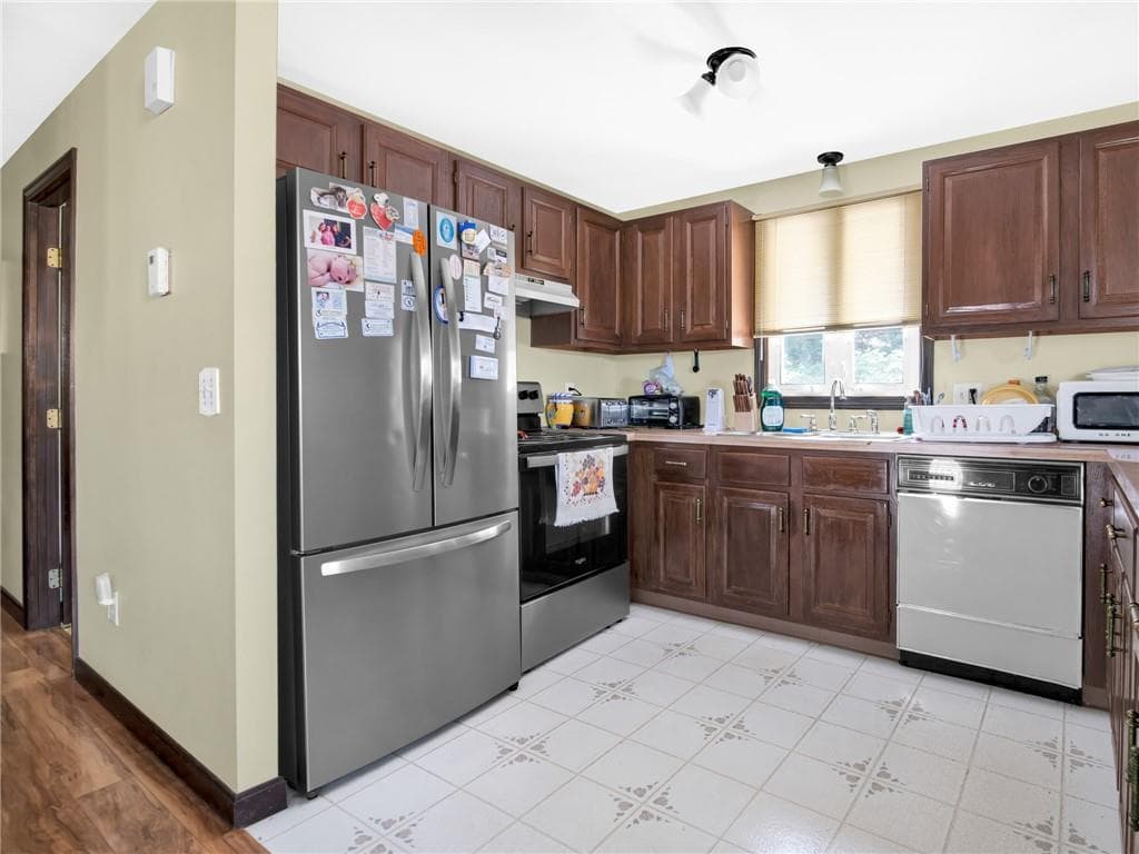 35 Sycamore Drive photo 4