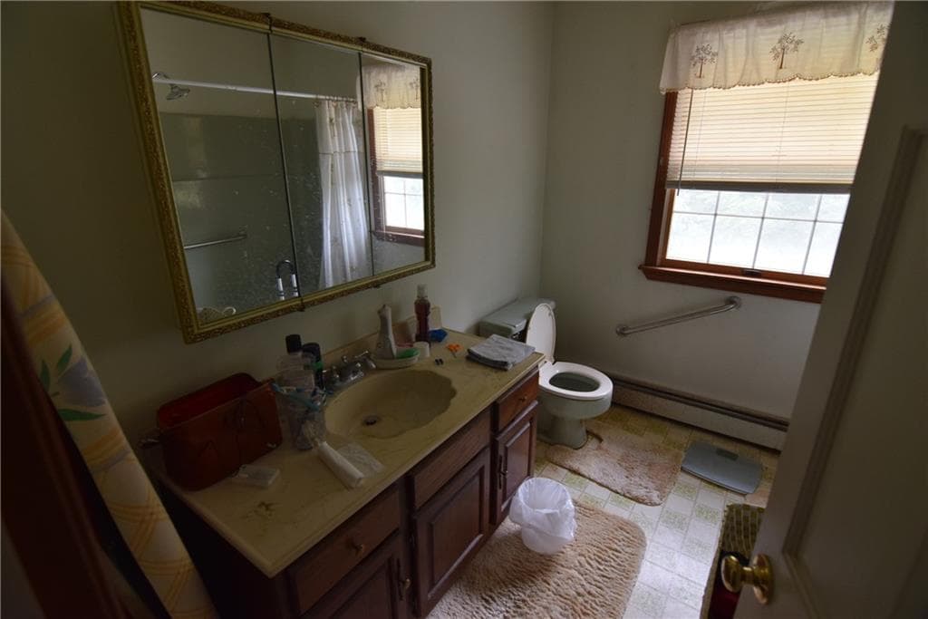 8 Pequot Avenue photo 16