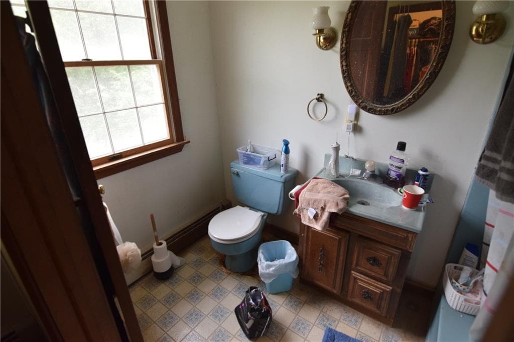 8 Pequot Avenue photo 14