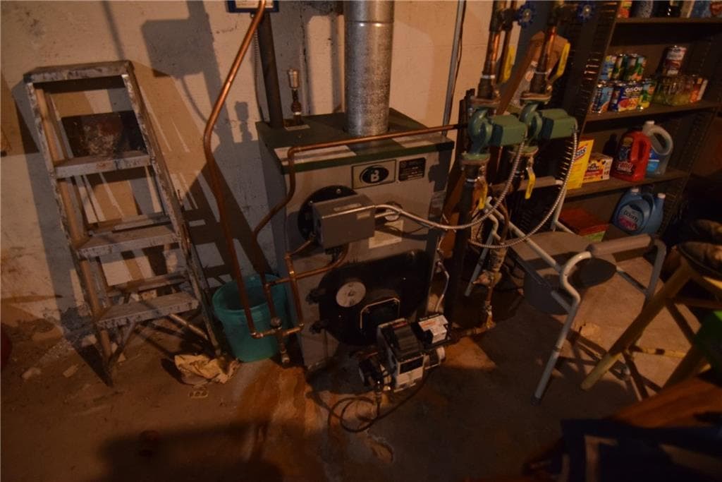 8 Pequot Avenue photo 25