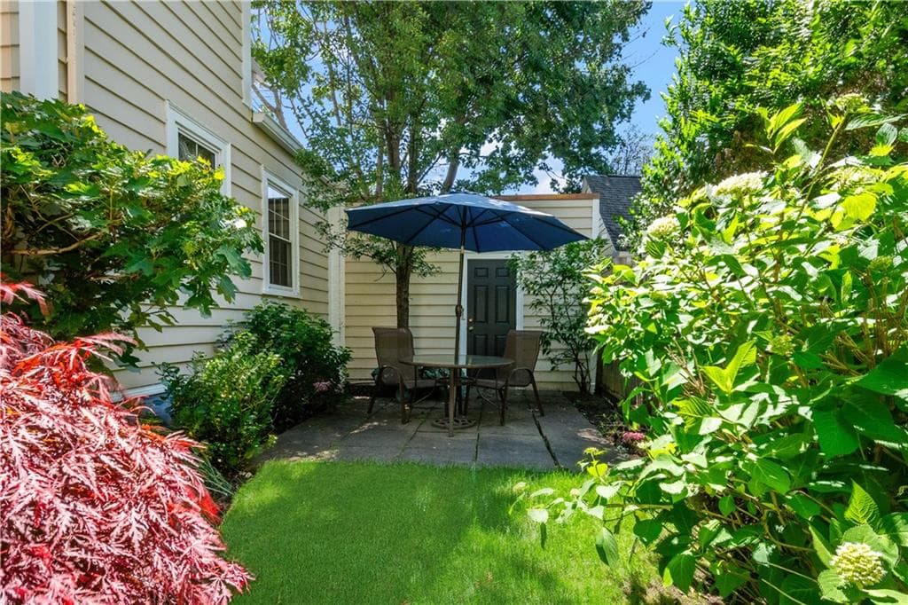 Single Family Residence at 176 Cole Avenue, Providence, photo 46 of 50