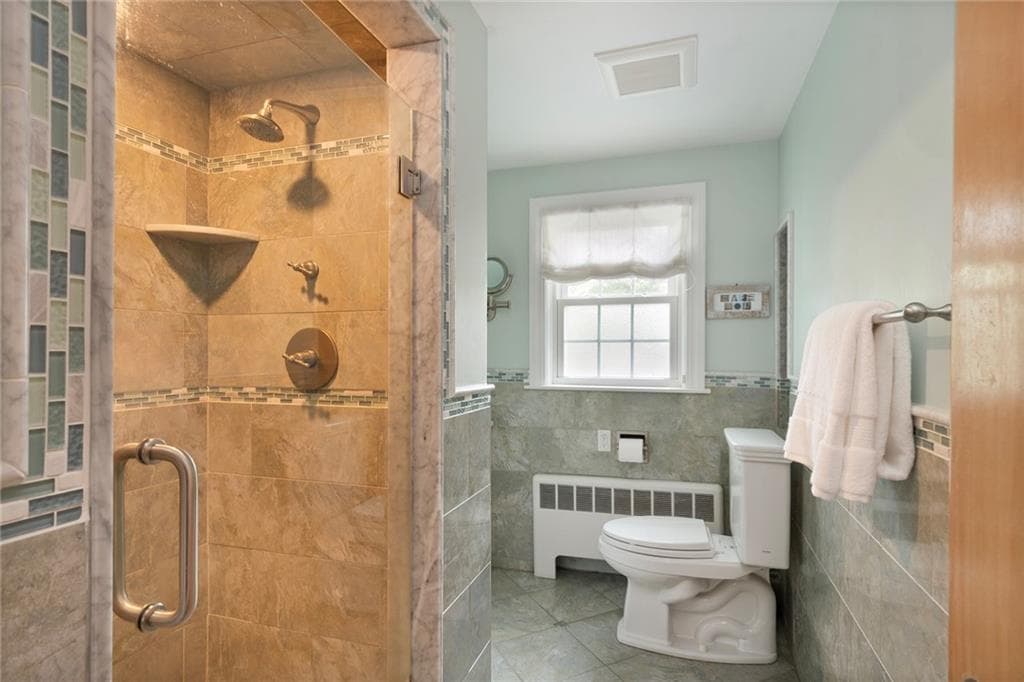 Single Family Residence at 176 Cole Avenue, Providence, photo 34 of 50
