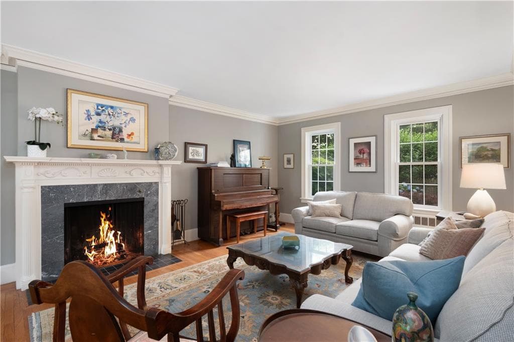 Single Family Residence at 176 Cole Avenue, Providence, photo 8 of 50