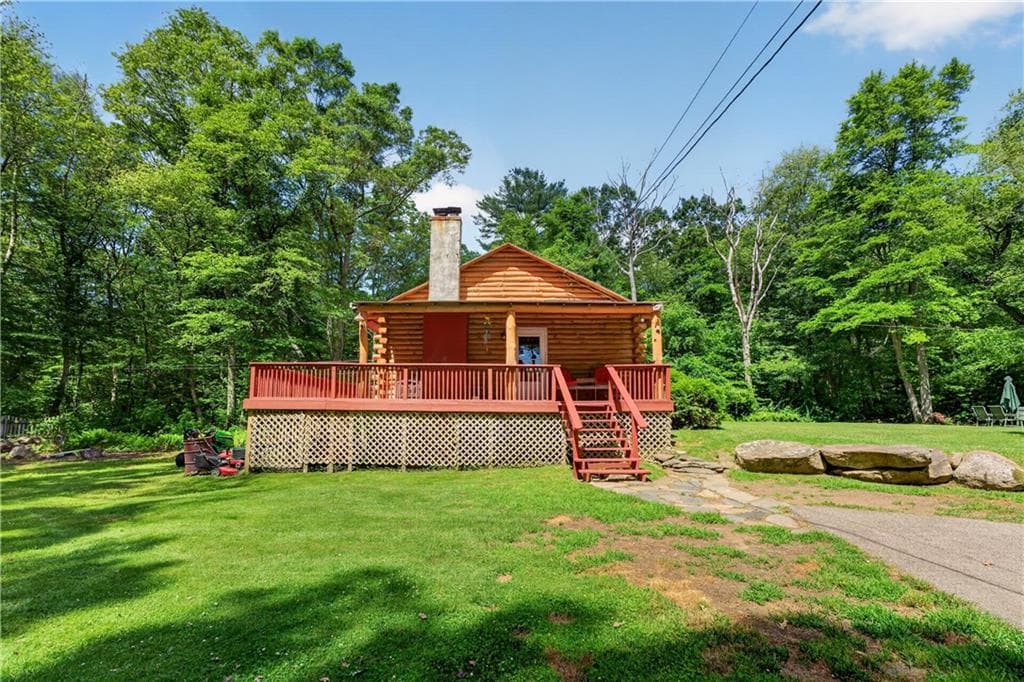 Single Family Residence at 183 South Road, Exeter, photo 2 of 19