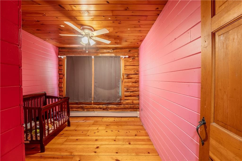 Single Family Residence at 183 South Road, Exeter, photo 10 of 19