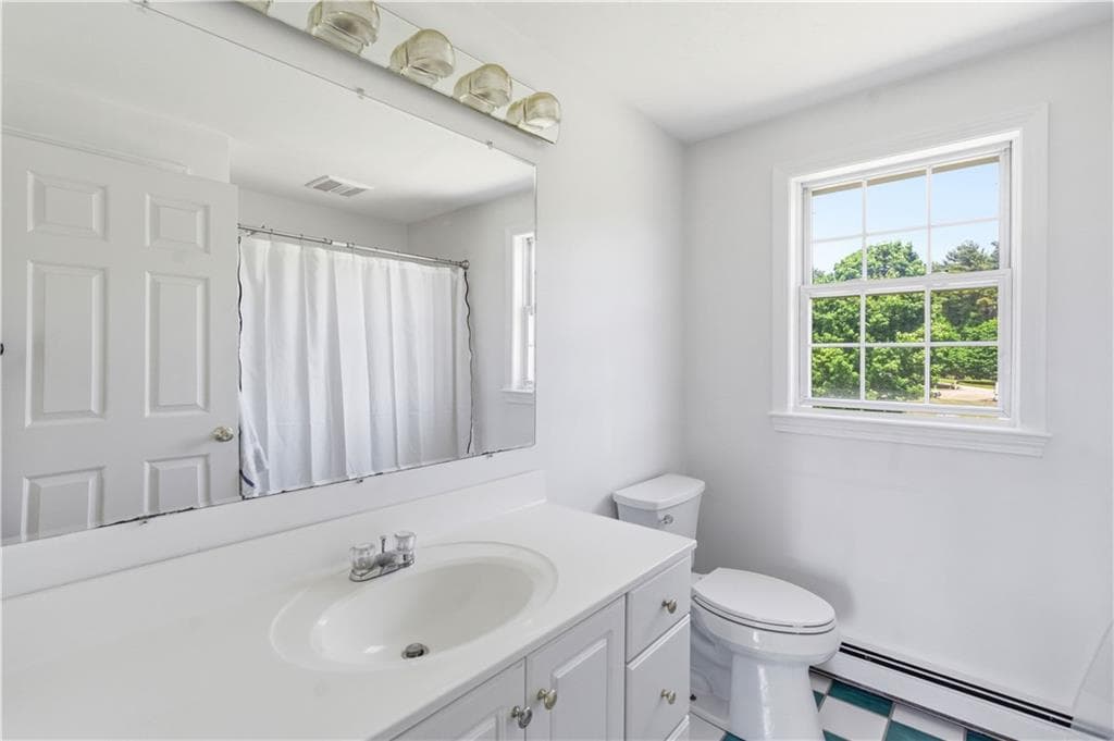 Single Family Residence at 27 Charles Avenue, Uxbridge, photo 21 of 39