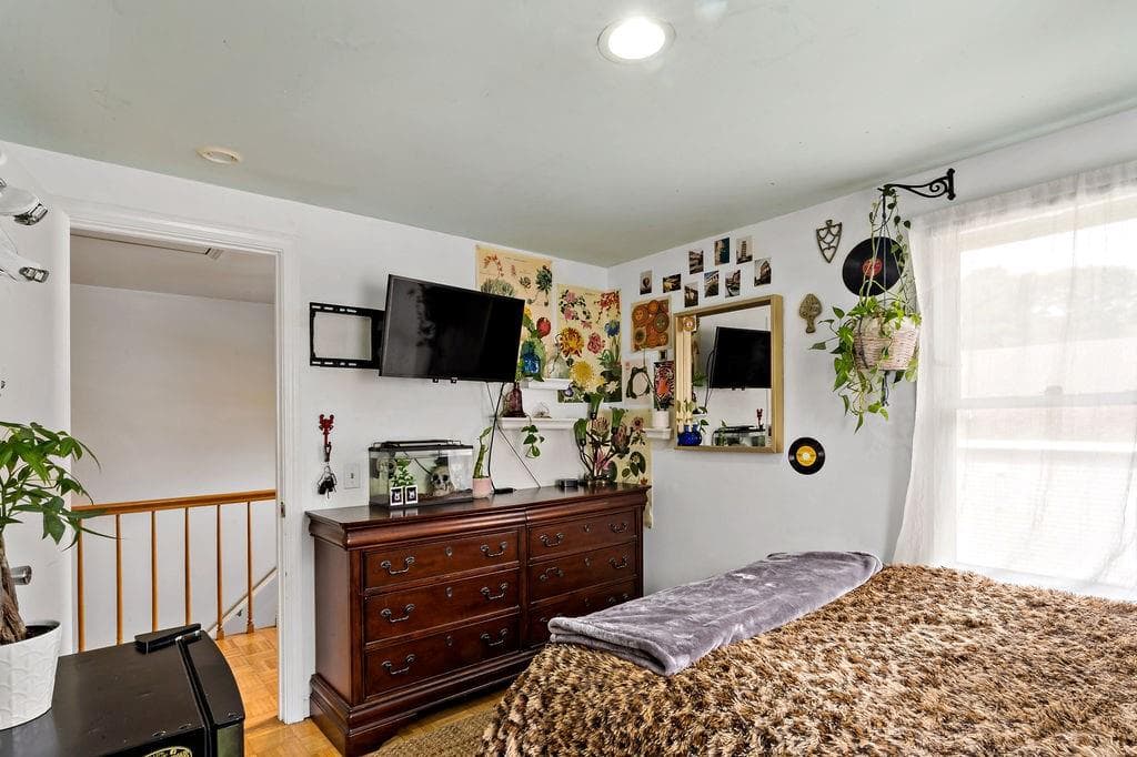 37 Platt Street photo 29