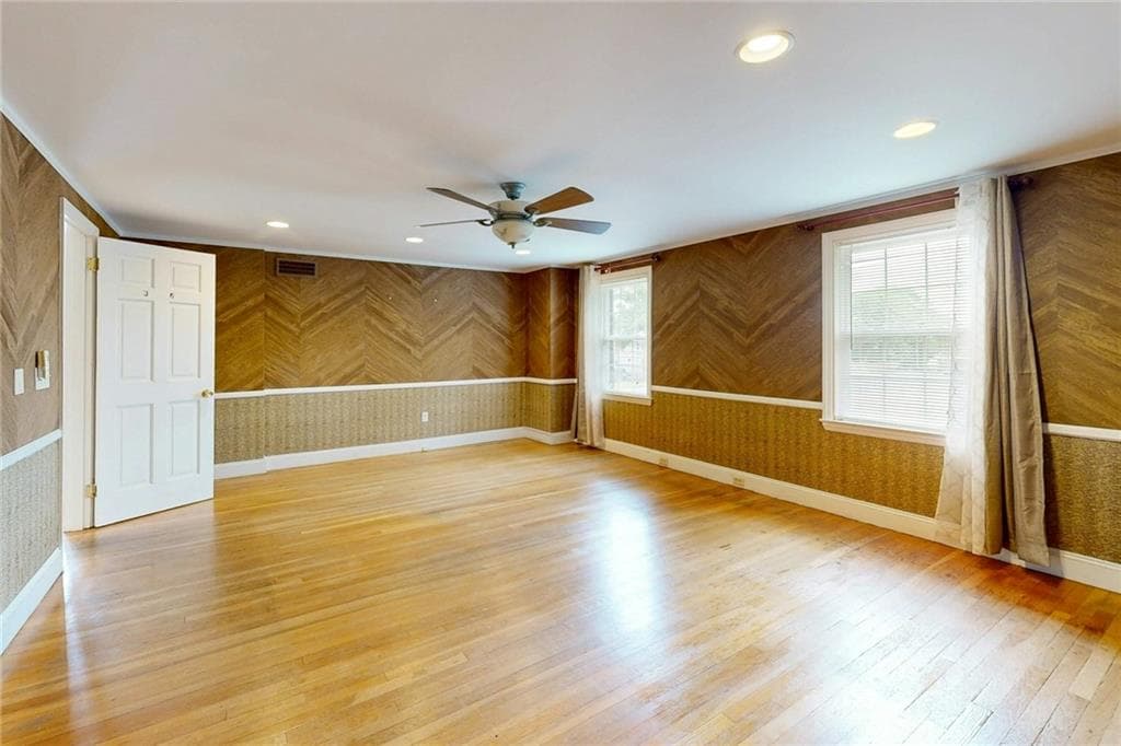 873 Warwick Avenue photo 33