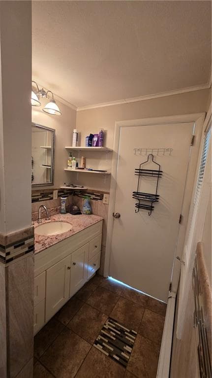 Single Family Residence at 18 Glen Street, East Providence, photo 13 of 29