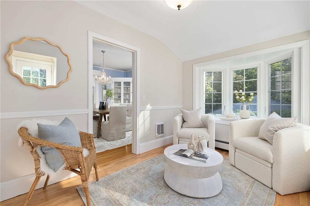 127 Beacon Avenue photo 22