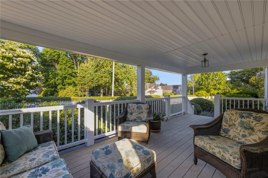 127 Beacon Avenue photo 11