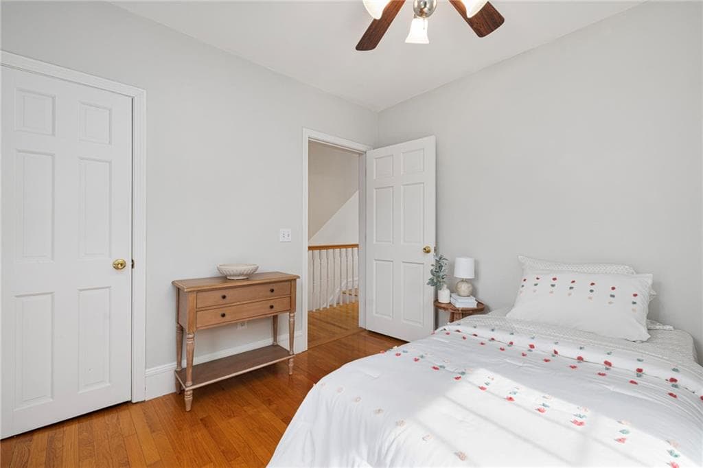127 Beacon Avenue photo 40
