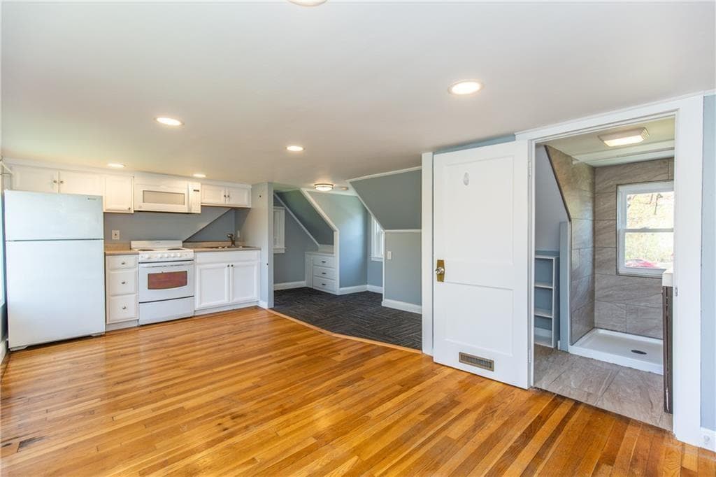 1315 New London Avenue photo 32