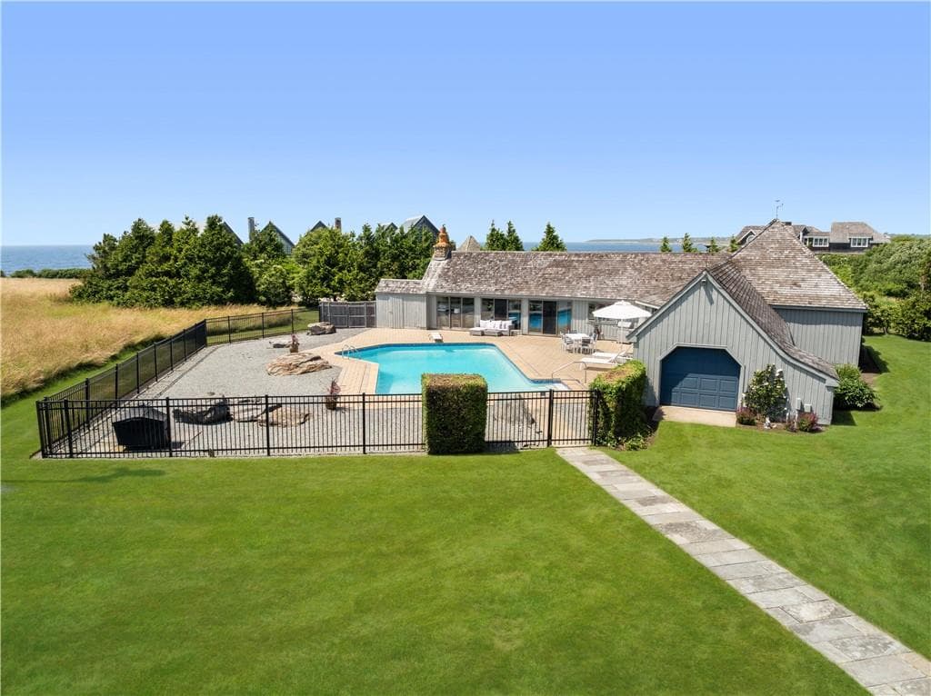 Single Family Residence at 43 A Bailey's Ledge Road, Little Compton, photo 11 of 14