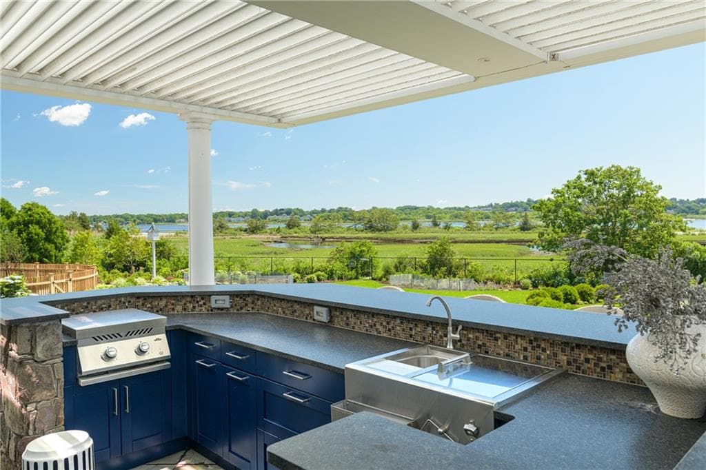 Single Family Residence at 24 Stone Tower Lane, Barrington, photo 43 of 48