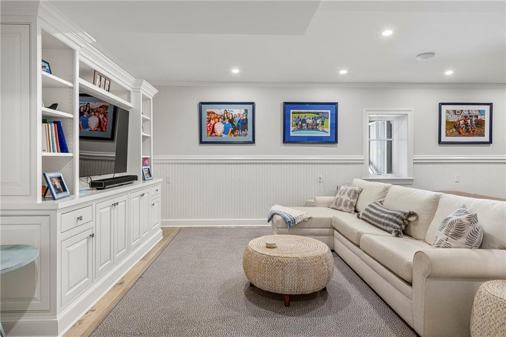 Single Family Residence at 24 Stone Tower Lane, Barrington, photo 38 of 48