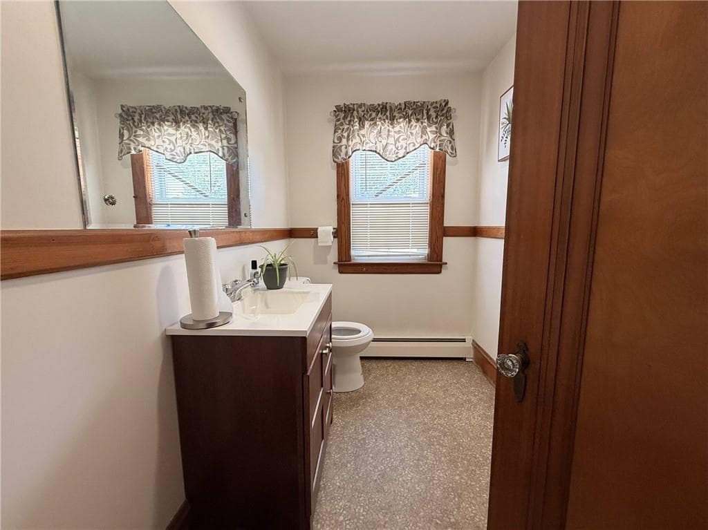 Commercial at 2797 post Road, Warwick, photo 26 of 39