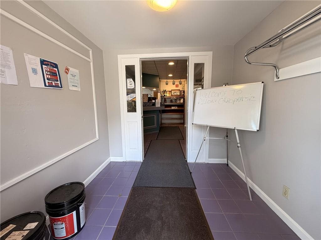 Commercial at 2797 post Road, Warwick, photo 10 of 39