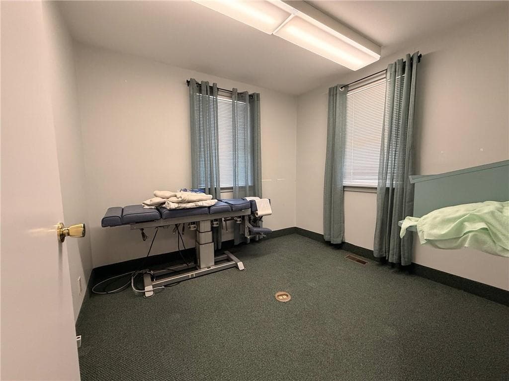 Commercial at 2797 post Road, Warwick, photo 18 of 39