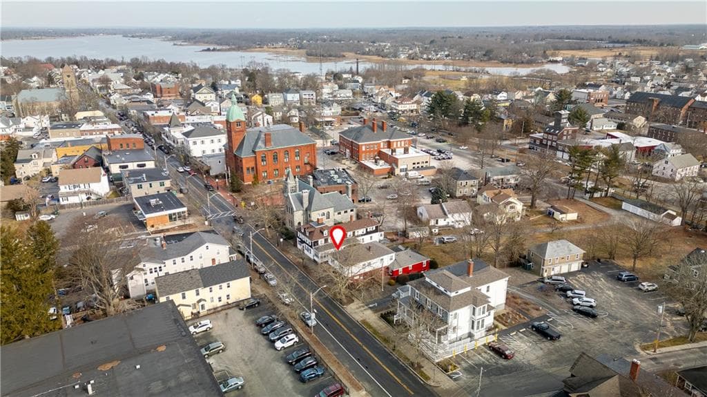 546 Main Street photo 16