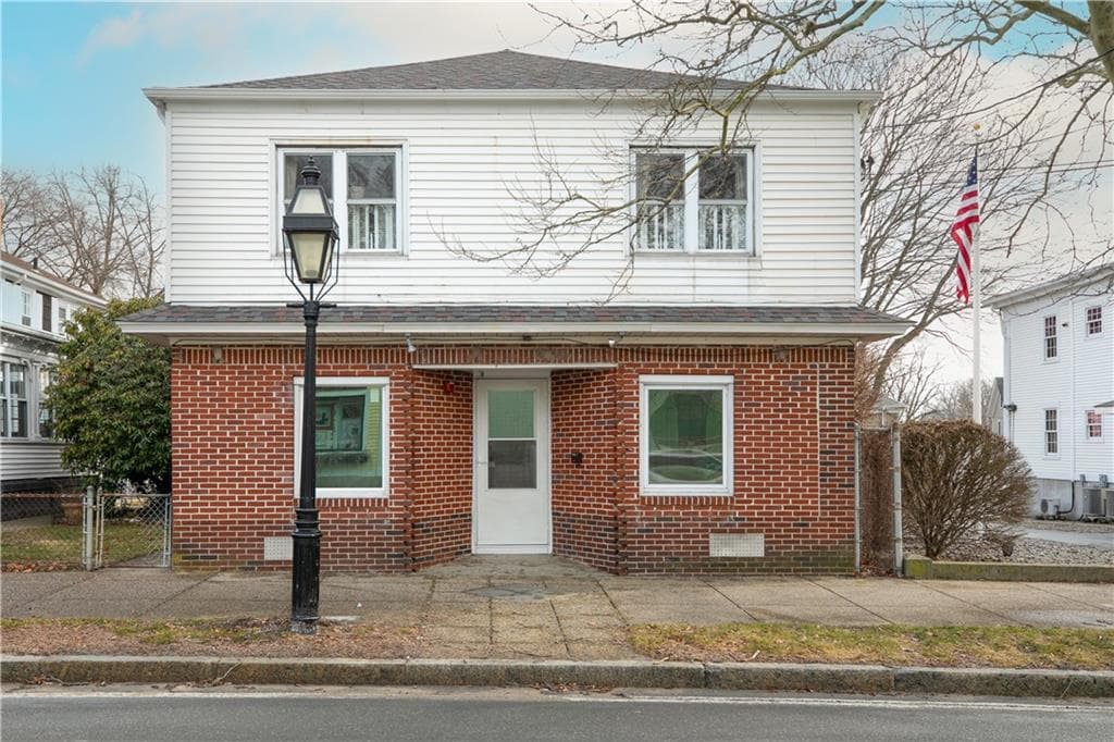 546 Main Street