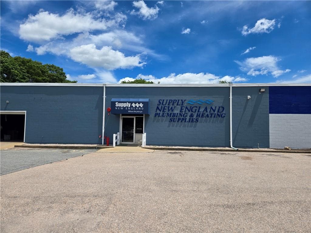 Commercial,Commercial Sale at 1425 Kingstown Road, South Kingstown, photo 10 of 13