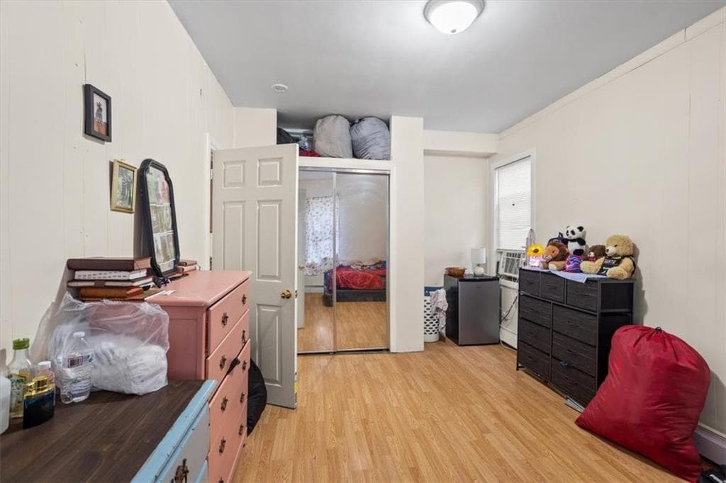 Multi Family at 33 wood Street, Providence, photo 9 of 38