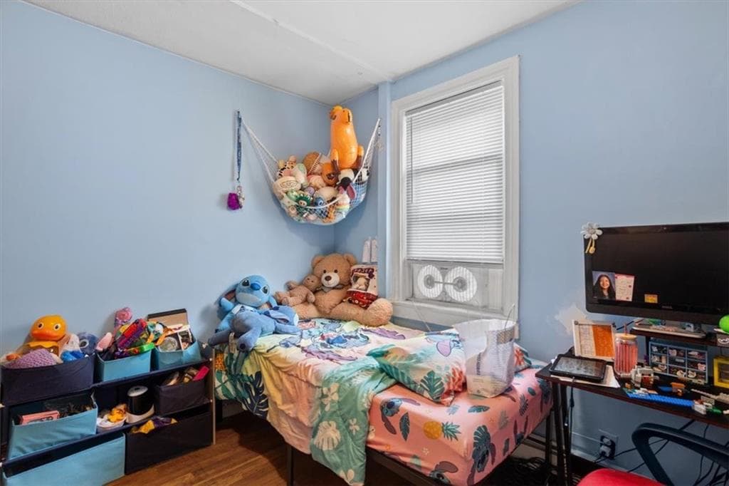 Multi Family at 33 wood Street, Providence, photo 18 of 38