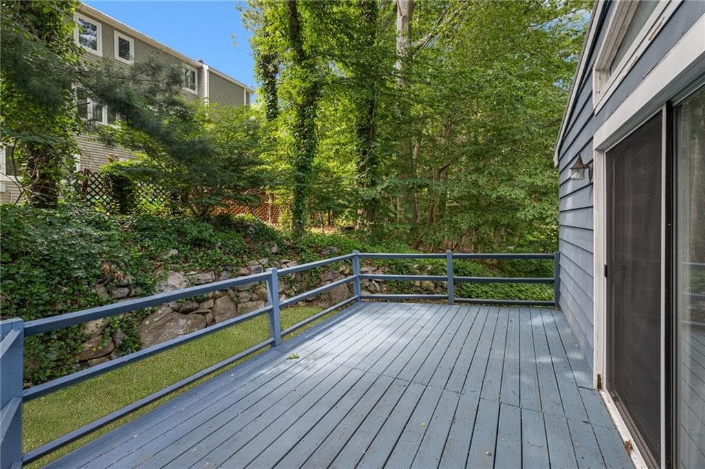 Single Family Residence at 58 Rip Van Winkle Circle, Warwick, photo 13 of 39