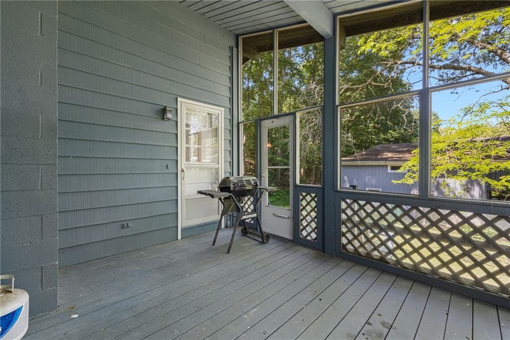 Single Family Residence at 58 Rip Van Winkle Circle, Warwick, photo 34 of 39