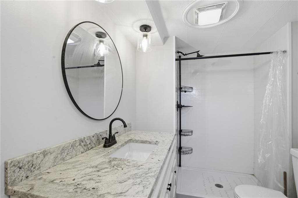 48 Mason Avenue photo 13