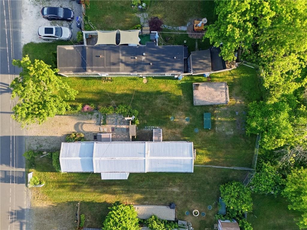 48 Mason Avenue photo 36