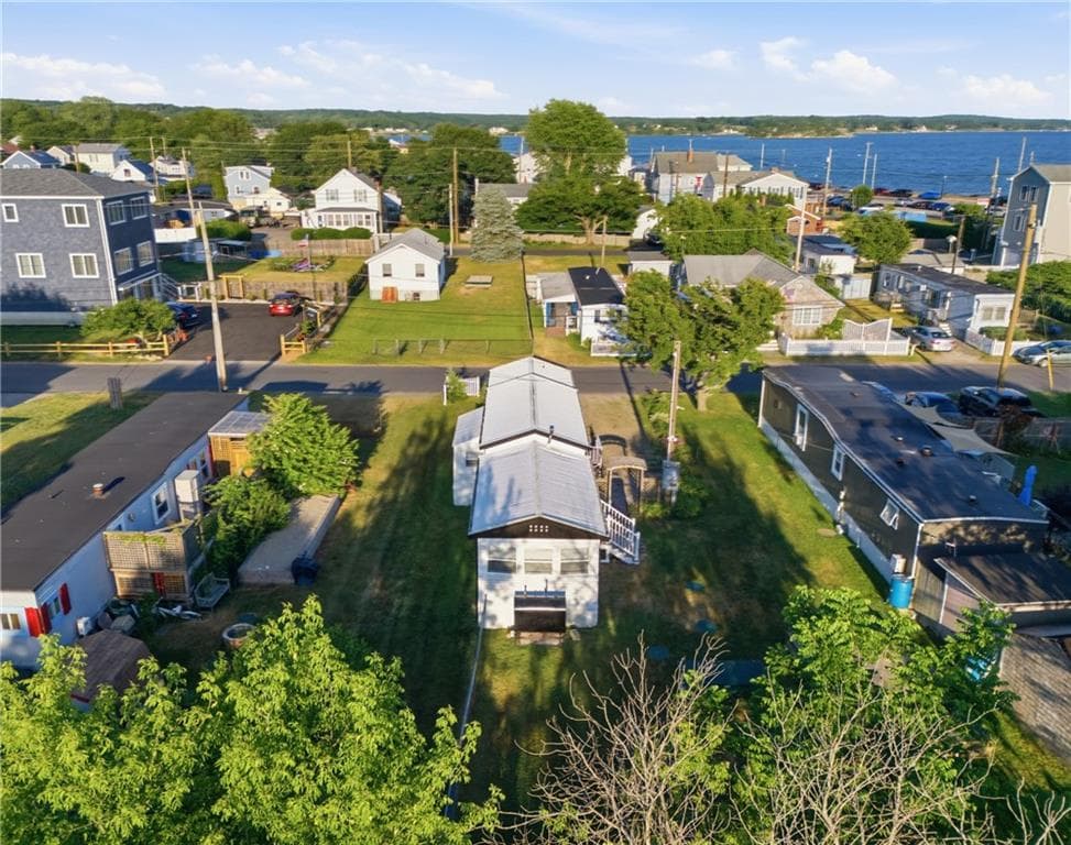 48 Mason Avenue photo 31