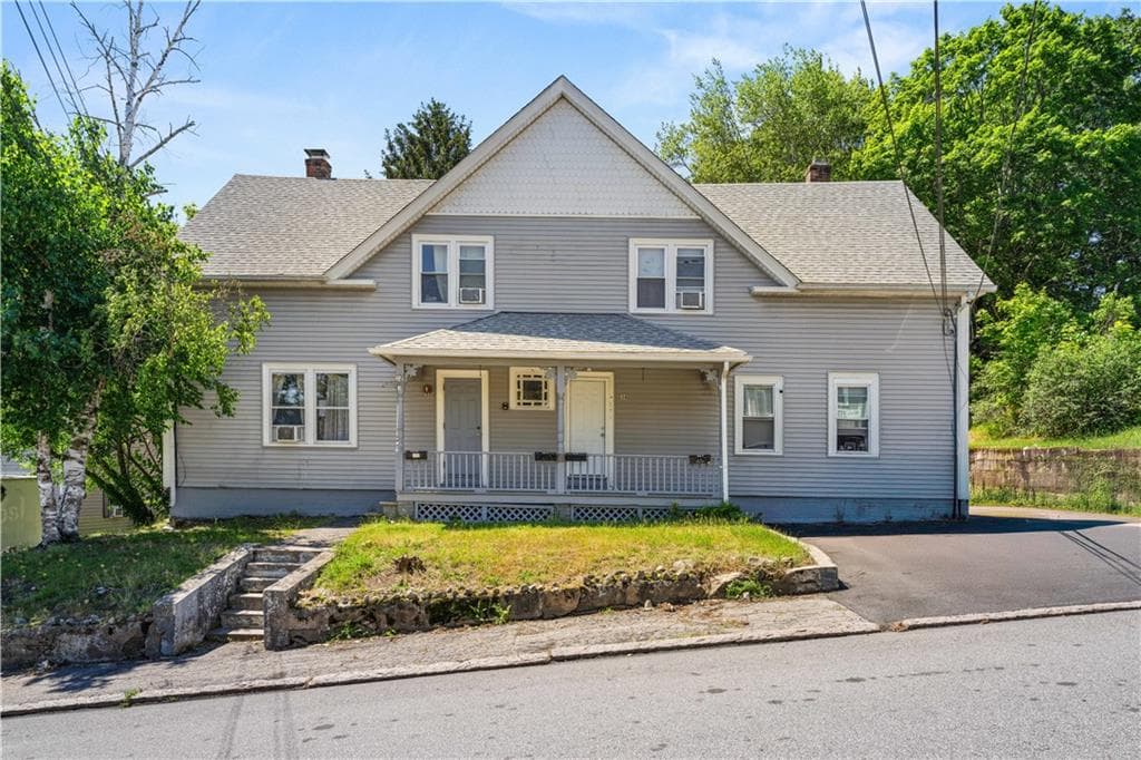 32 Harris Avenue