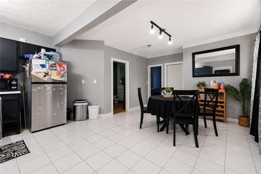 32 Harris Avenue photo 9