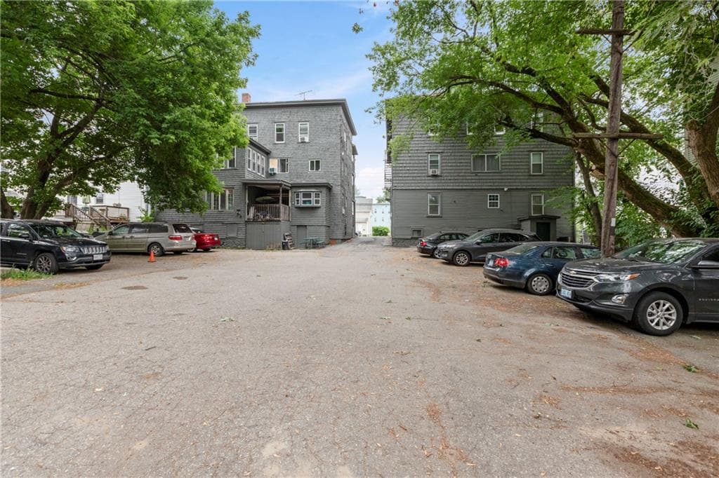 414 420 Rathbun Street photo 37