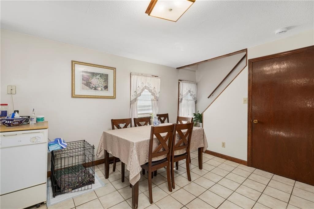 Multi Family at 95 97 Providence Street, West Warwick, photo 26 of 37