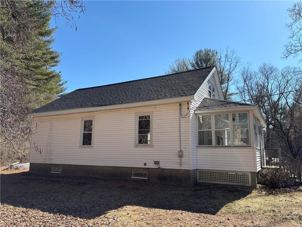 52 CARPENTER Street photo 2