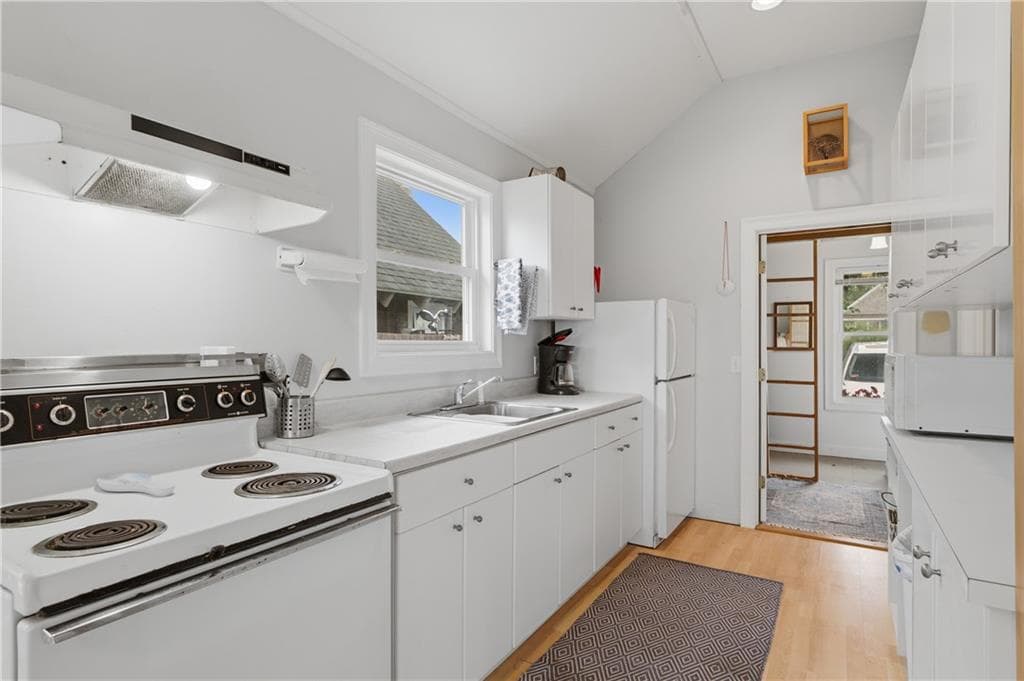 Single Family Residence at 64 59 Burnside Avenue, Narragansett, photo 12 of 22