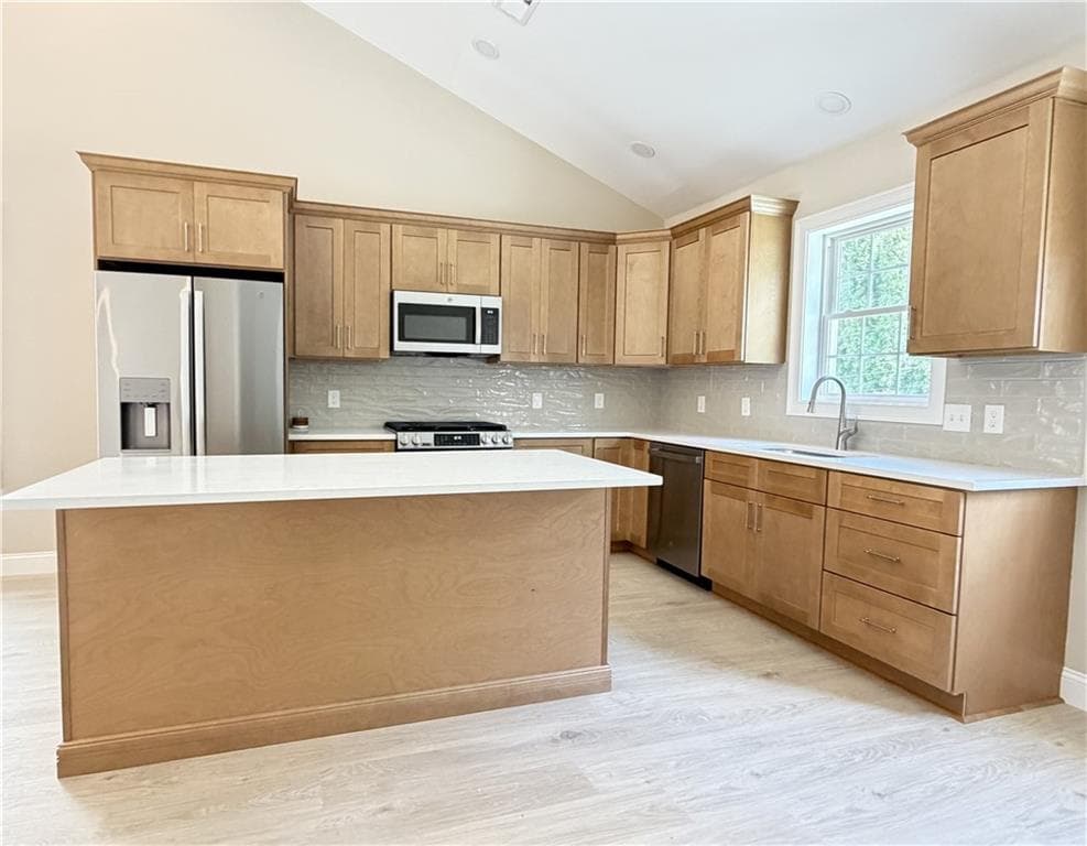Condominium at 3 Fieldstone Way UNIT 3, Johnston, photo 3 of 13