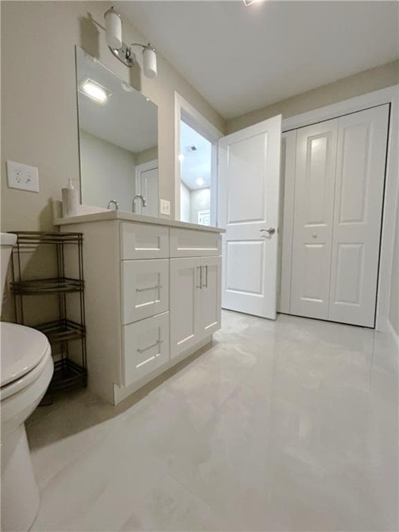 Condominium at 3 Fieldstone Way UNIT 3, Johnston, photo 10 of 13