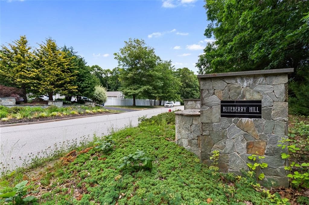 Unimproved Land at 30 Rock Way, East Greenwich, photo 5 of 34