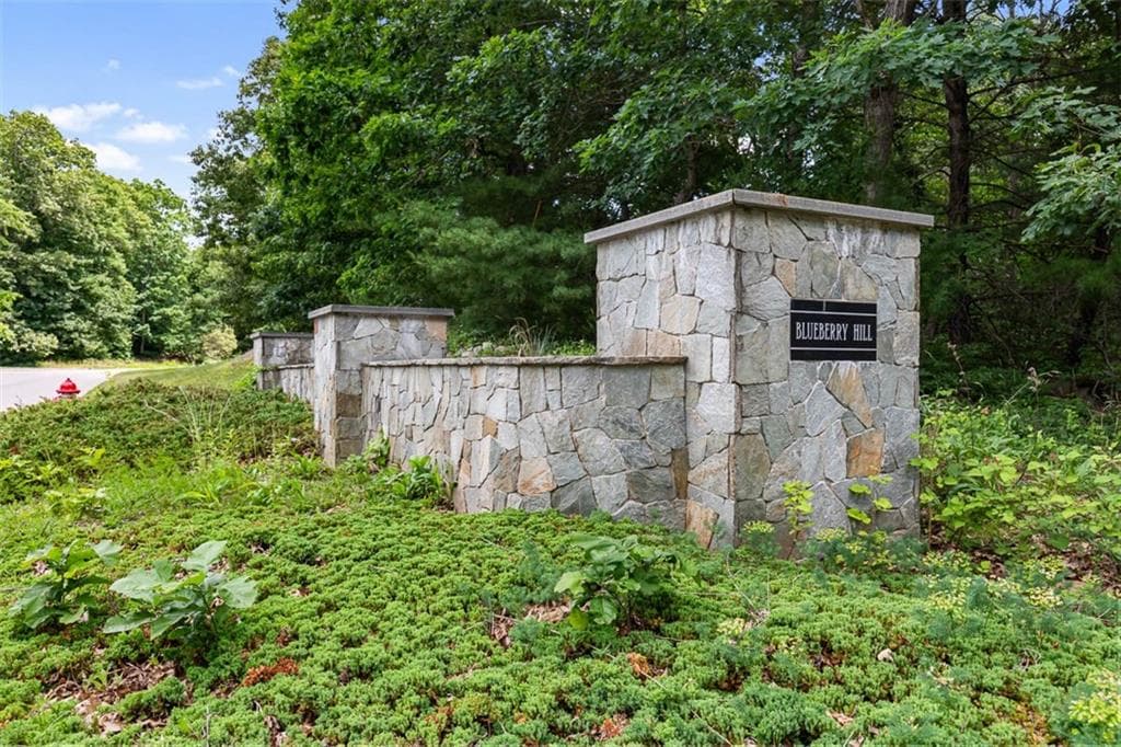 Unimproved Land at 30 Rock Way, East Greenwich, photo 9 of 34