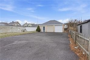 215 Kenyon Avenue photo 26