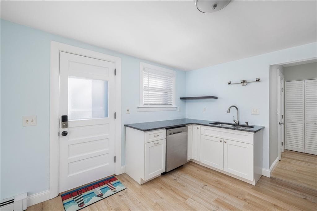 82 Burnside Avenue photo 13