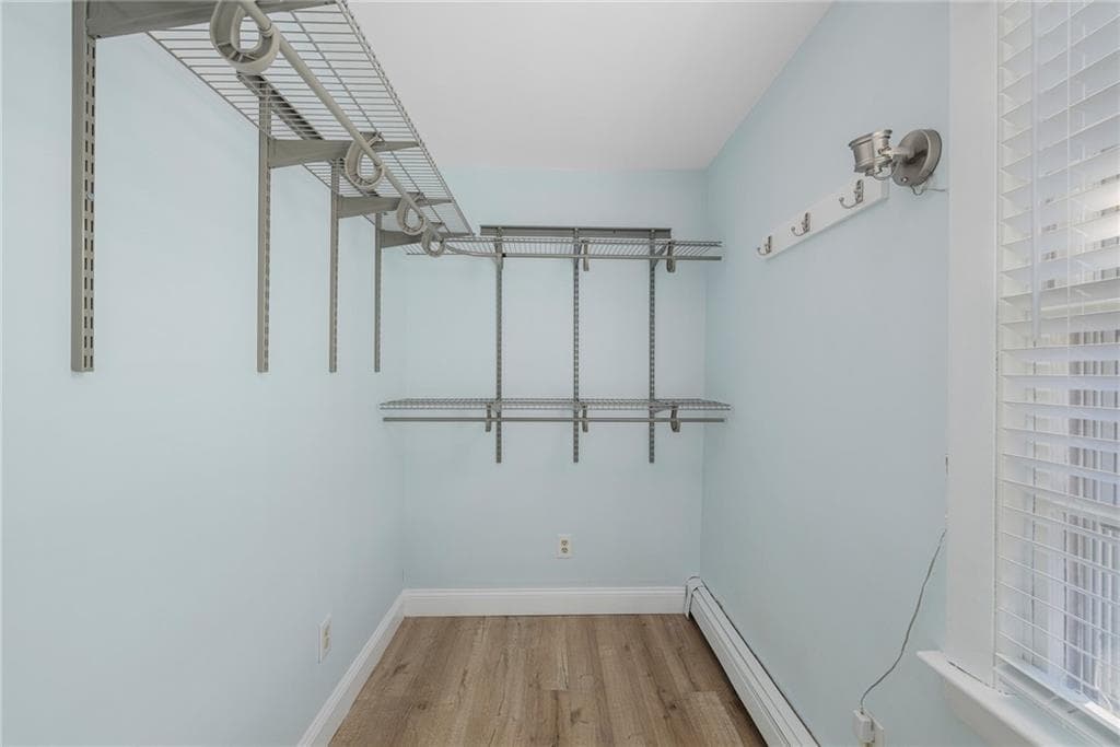 82 Burnside Avenue photo 5