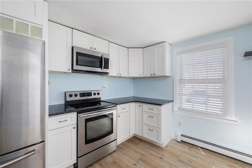 82 Burnside Avenue photo 11