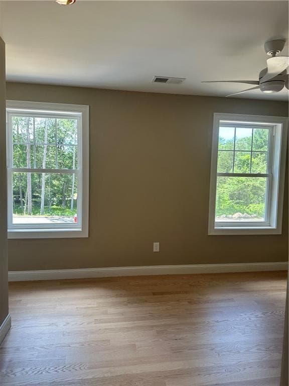 Single Family Residence at 5 Harmony Lane, Exeter, photo 18 of 23