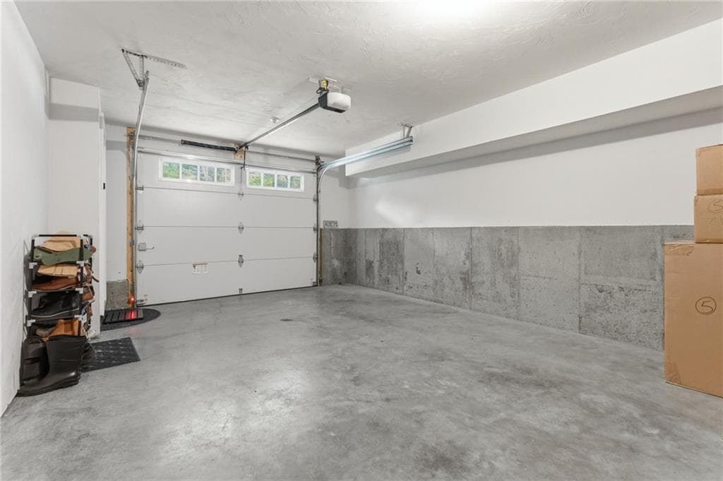 Condominium at 55 South Street UNIT 1, West Warwick, photo 12 of 50